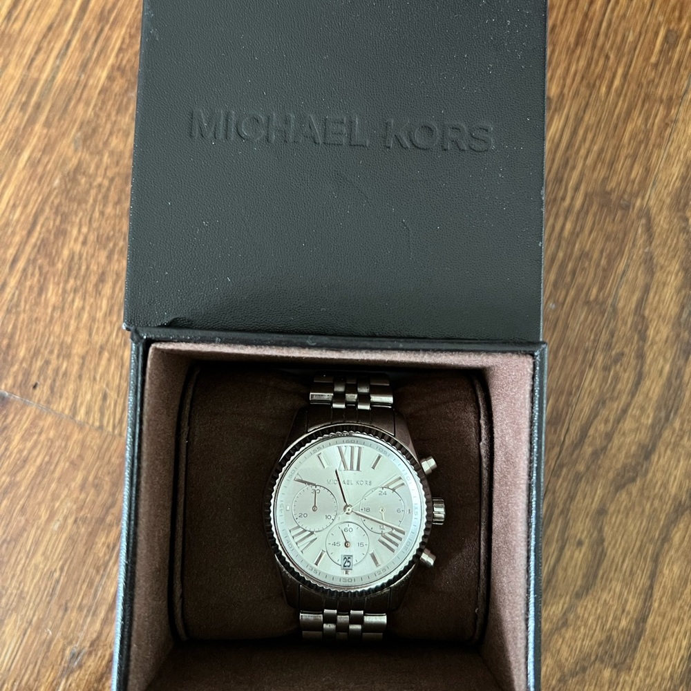 Michael Kors Silver Watch 251207